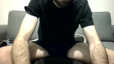 Snapshot of hardmika chatting on 03-04-25, 11:43 Mika online show from 03-04-25, 11:43