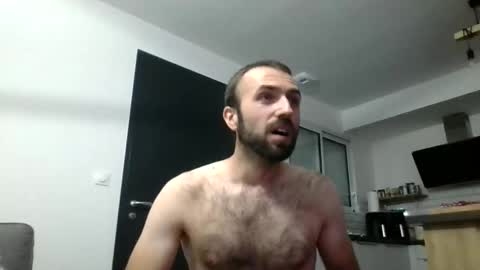 Snapshot of hardmika chatting on 09-11-25, 12:44 Mika online show from 09-11-25, 12:44