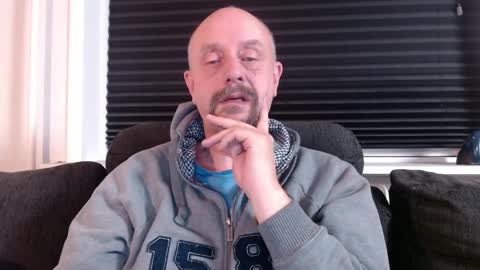 MrLazy online show from 12-08-24, 06:50