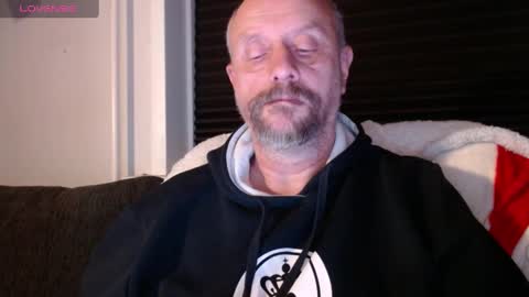 MrLazy online show from 12-27-24, 05:26