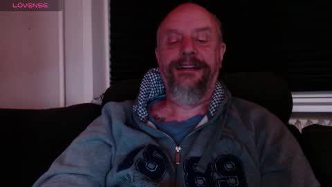 MrLazy online show from 09-27-25, 06:46