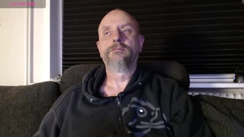 MrLazy online show from 10-26-25, 07:09