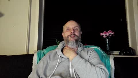 Snapshot of hardmrlazy chatting on 03-03-26, 06:36 MrLazy online show from 03-03-26, 06:36