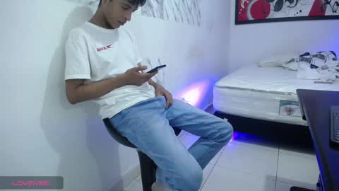 Andres Dean online show from 12-29-24, 01:45