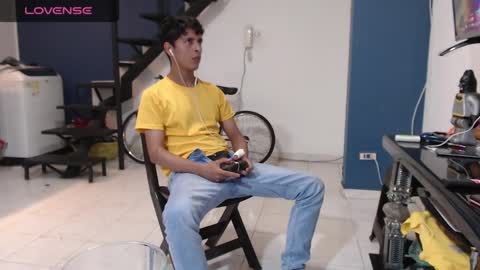 Andres Dean online show from 02-20-25, 03:12