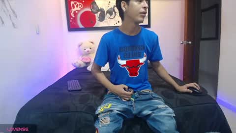 Andres Dean online show from 06-17-26, 08:54