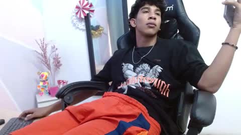 Snapshot of haresandpame_mds chatting on 12-31-24, 12:15 Hares online show from 12-31-24, 12:15