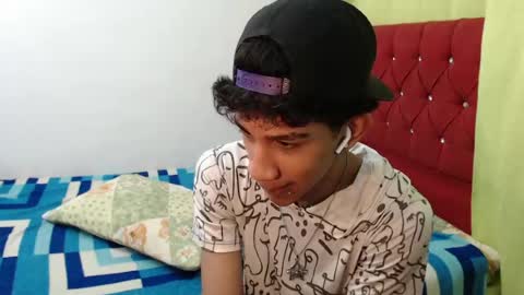 Snapshot of haresandpame_mds chatting on 06-19-26, 05:50 Hares online show from 06-19-26, 05:50
