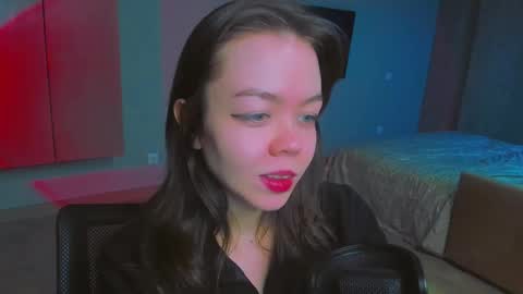 Snapshot of haribo_asmr chatting on 12-28-24, 12:03 Miss Hari online show from 12-28-24, 12:03