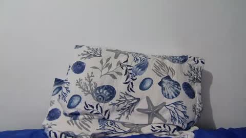 Snapshot of harley_l0v3r chatting on 10-11-25, 12:32 Harley online show from 10-11-25, 12:32