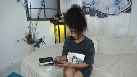 harley_quinns1 online show from 12-14-24, 08:51