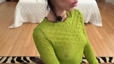 Harlow  online show from 03-29-26, 04:40