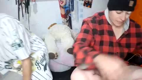    online show from 02-12-25, 10:48