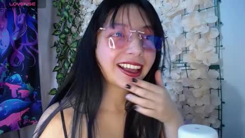 Snapshot of harmonys_couple_ chatting on 02-23-26, 08:50 Harmonys World online show from 02-23-26, 08:50