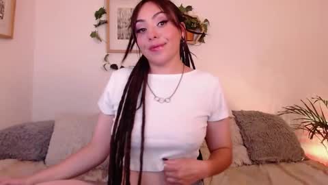 Harmony    Please help me to reach 100 thumbs up online show from 03-02-25, 04:17