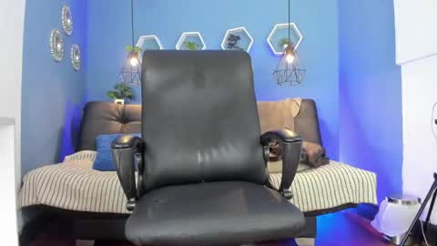 Snapshot of harold_999 chatting on 05-08-26, 03:50 harold_999 online show from 05-08-26, 03:50