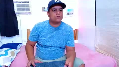 Snapshot of haroldlucky chatting on 11-01-25, 02:19 harold online show from 11-01-25, 02:19