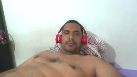 Snapshot of harpechediaz chatting on 02-21-25, 12:28 ricardo online show from 02-21-25, 12:28