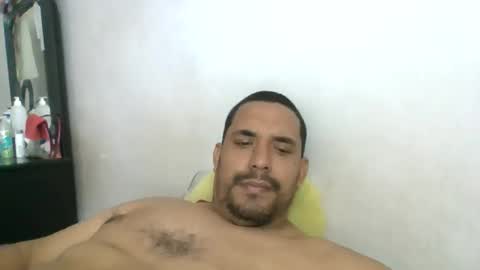 Snapshot of harpechediaz chatting on 09-08-25, 03:55 ricardo online show from 09-08-25, 03:55