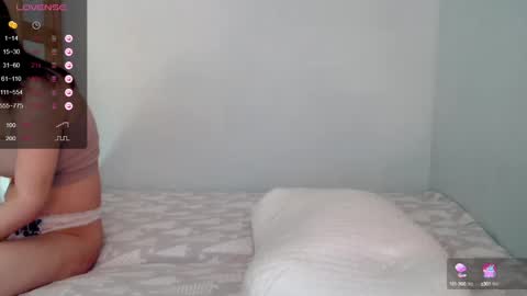 Kira online show from 03-11-25, 03:37