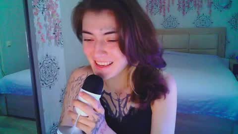 Harris Lola online show from 05-24-26, 04:12