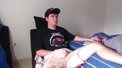 Sebastian online show from 10-27-25, 01:04