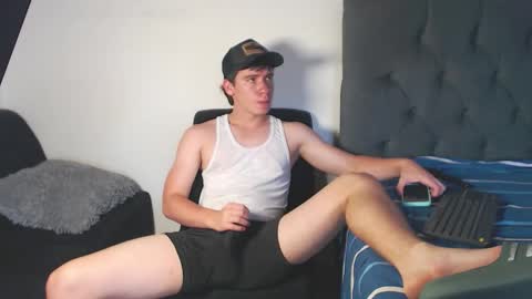 Sebastian online show from 10-30-25, 04:52