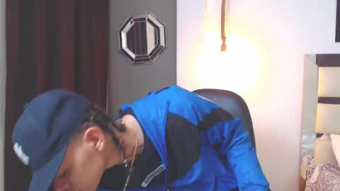 Harry online show from 03-01-25, 03:43