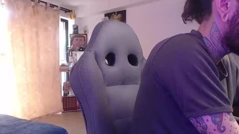 Snapshot of harry_reems_ chatting on 12-13-24, 06:27 OMAR online show from 12-13-24, 06:27