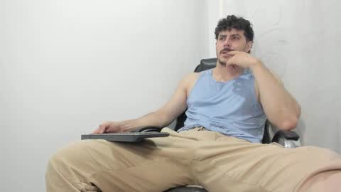 alpha online show from 11-10-25, 03:38