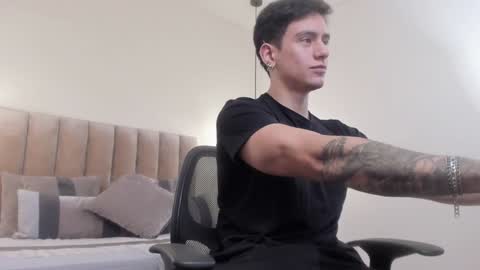 Harry Jones online show from 01-05-25, 05:51