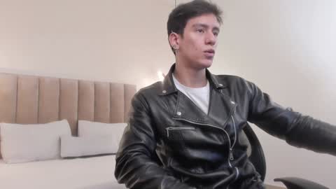 Harry Jones online show from 01-25-25, 05:51