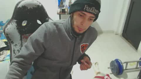 Snapshot of hasani_savala chatting on 10-13-25, 05:51 Hasani online show from 10-13-25, 05:51
