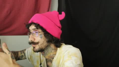 Snapshot of hatsumotokyoto chatting on 02-01-25, 09:19 More content   2   online show from 02-01-25, 09:19