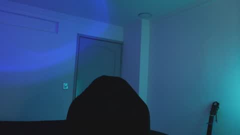 Snapshot of hatsumotokyoto chatting on 09-25-25, 04:49 More content   2   online show from 09-25-25, 04:49