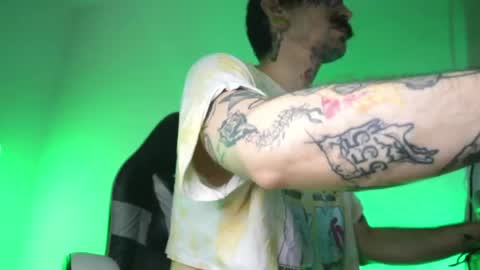 More content   2   online show from 06-08-26, 12:58