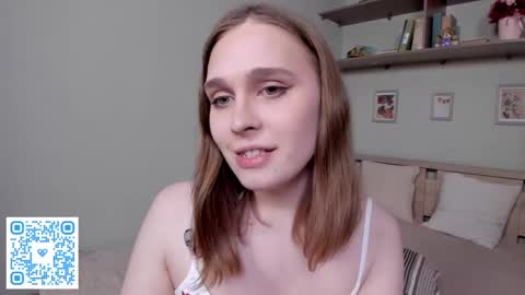 Mia online show from 04-15-26, 07:58