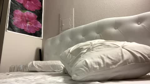 hawaiigirl_ online show from 09-14-25, 04:00