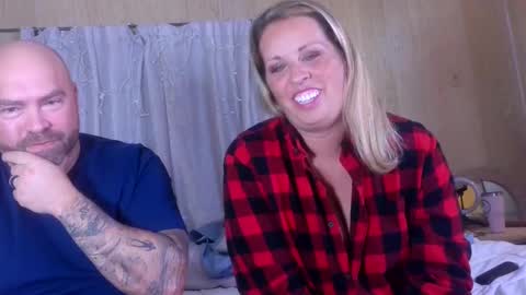 Snapshot of hawktuahgwakgwakmom chatting on 12-18-24, 06:32 hawktuahgwakgwakmom online show from 12-18-24, 06:32