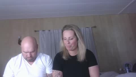 Snapshot of hawktuahgwakgwakmom chatting on 01-06-25, 03:31 hawktuahgwakgwakmom online show from 01-06-25, 03:31