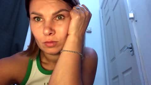 Hayle online show from 10-15-25, 09:04