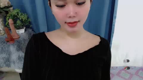 haylee online show from 02-06-25, 04:10