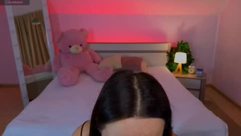 Hayle online show from 11-17-25, 01:22