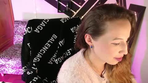 hayley miller online show from 03-08-25, 04:01