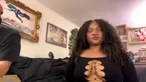 Snapshot of hazedhoney24 chatting on 10-11-25, 02:00 hazedhoney24 online show from 10-11-25, 02:00