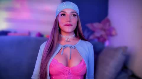 Marie online show from 02-09-25, 02:38