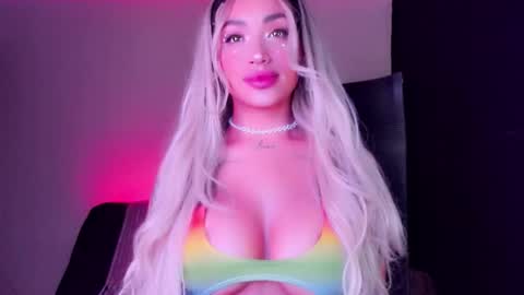 Marie online show from 10-04-25, 12:52