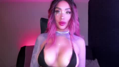 Marie online show from 10-16-25, 03:35