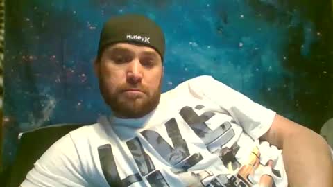 Snapshot of hazel198812 chatting on 01-18-26, 10:24 hazel198812 online show from 01-18-26, 10:24