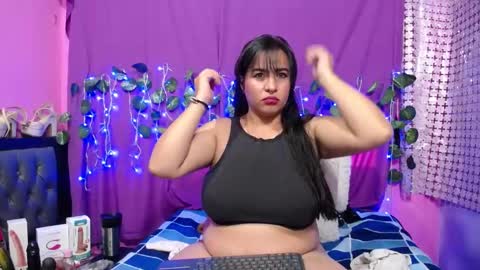 hazel online show from 02-12-25, 07:24